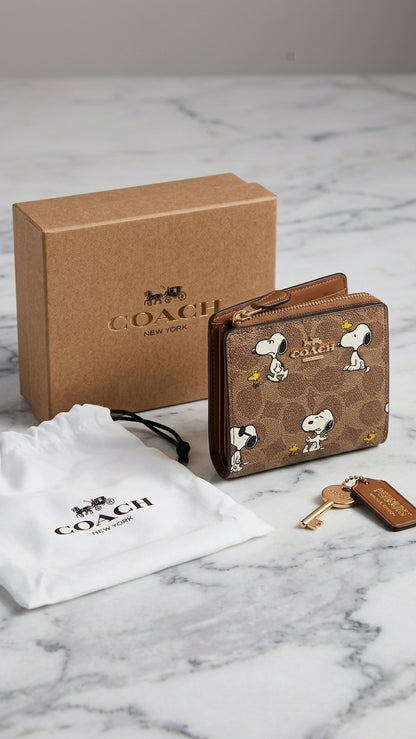 Coach Peanuts Snoopy Print Signature Canvas Snap Wallet AUTHENTIC NEW!!!